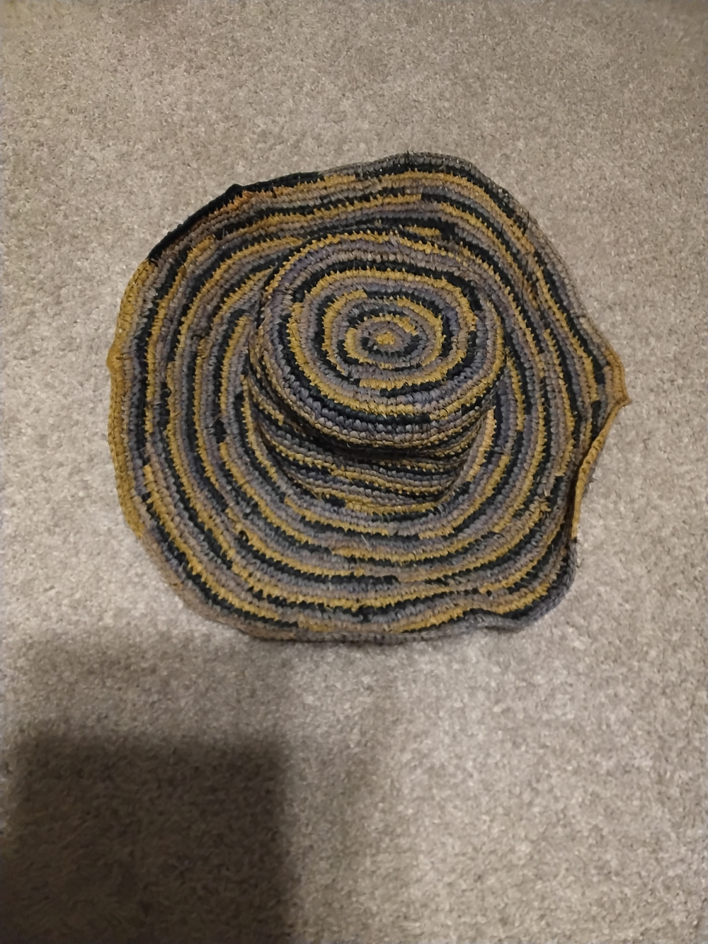 Handmade Spiral Knit Rug - Gray and Mustard